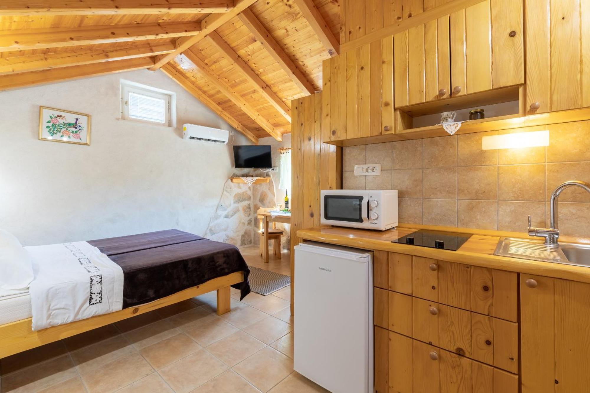 Stone House Harmony Leilighet Zrnovo Eksteriør bilde